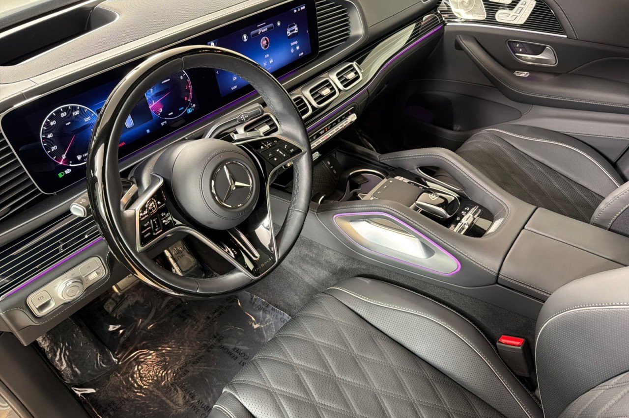 Certified Used 2025 MANUFAKTUR Alpine Grey Mercedes-Benz Maybach GLS 600 image 9