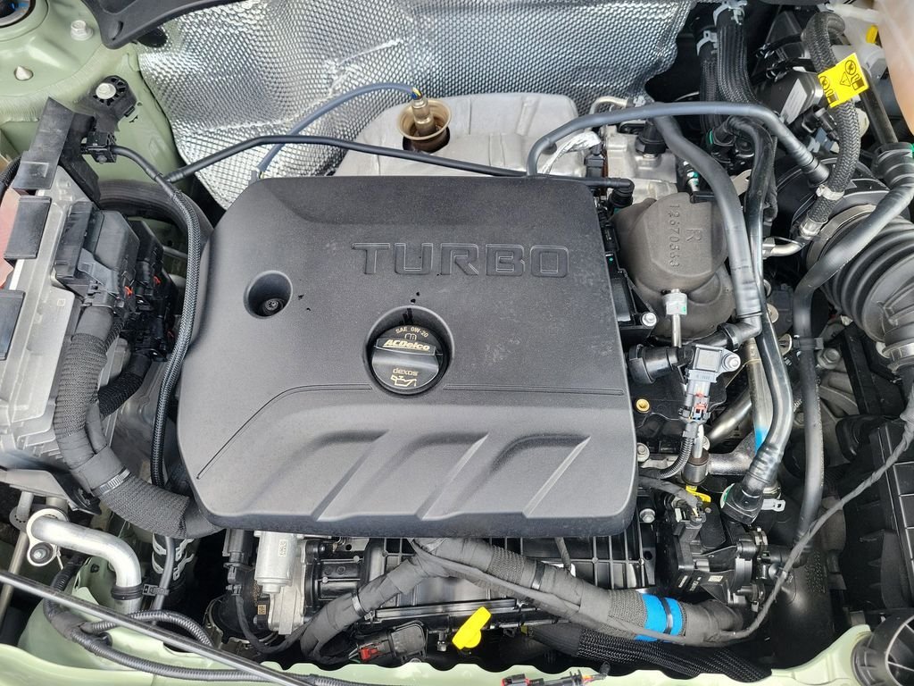 Used 2026 Green Chevrolet LT image 39