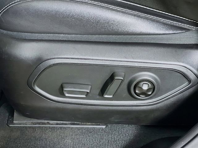 Used 2024 White Jeep Altitude image 11