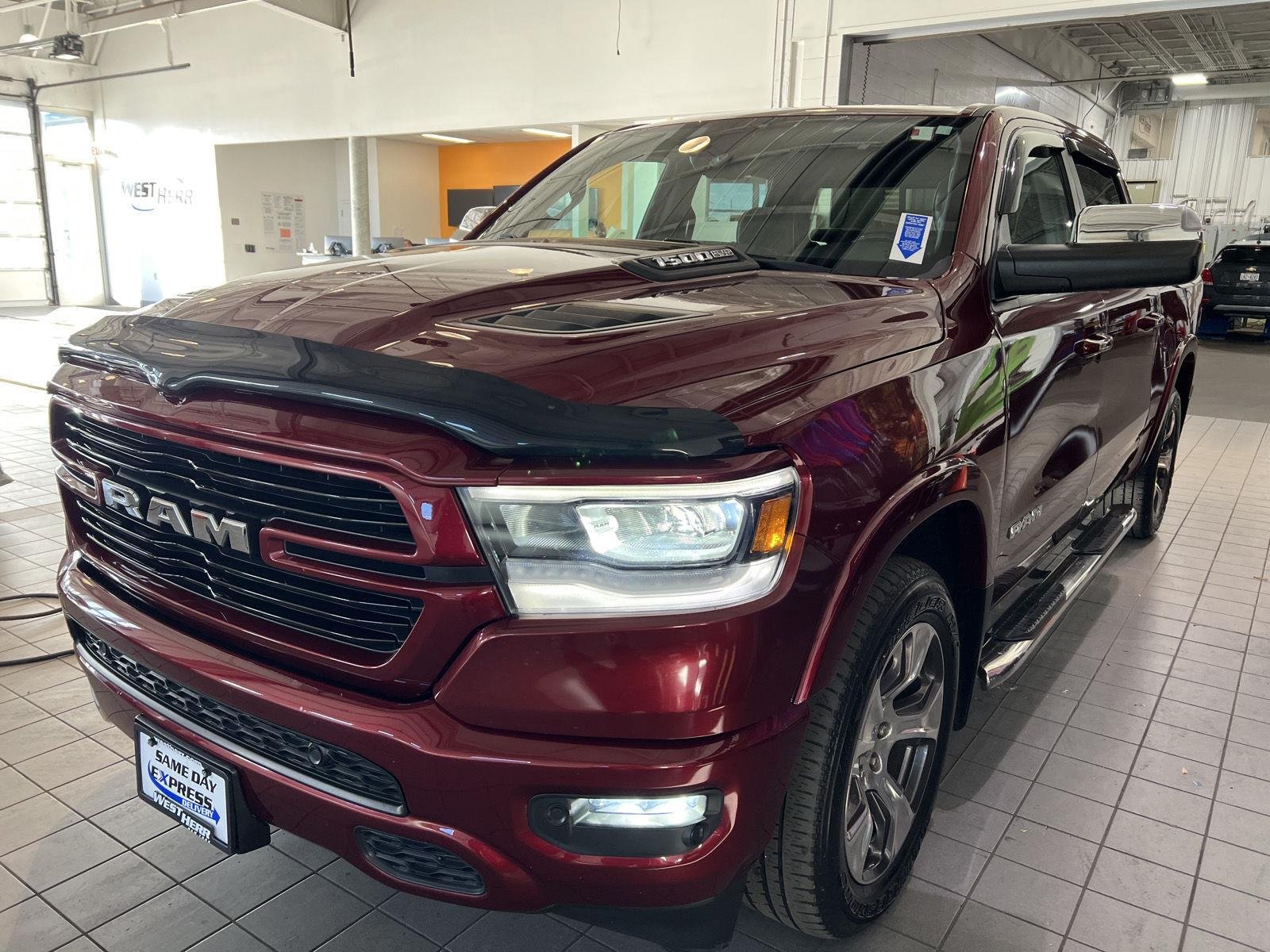 Used 2019 Delmonico Red Pearlcoat Ram Laramie image 4