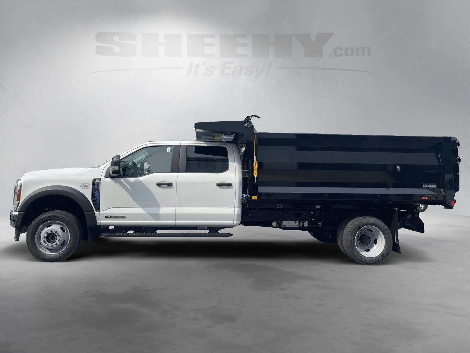 New 2026 Oxford White Ford XL image 8