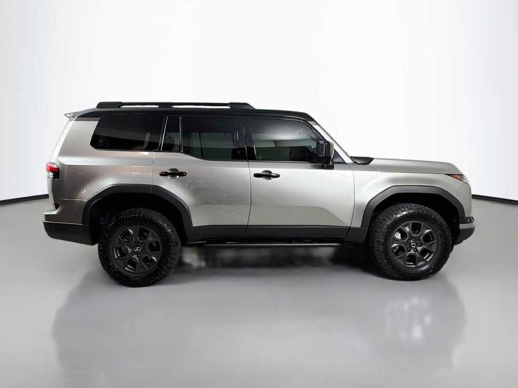 Used 2026 Silver Lexus 550 Overtrail+ image 4