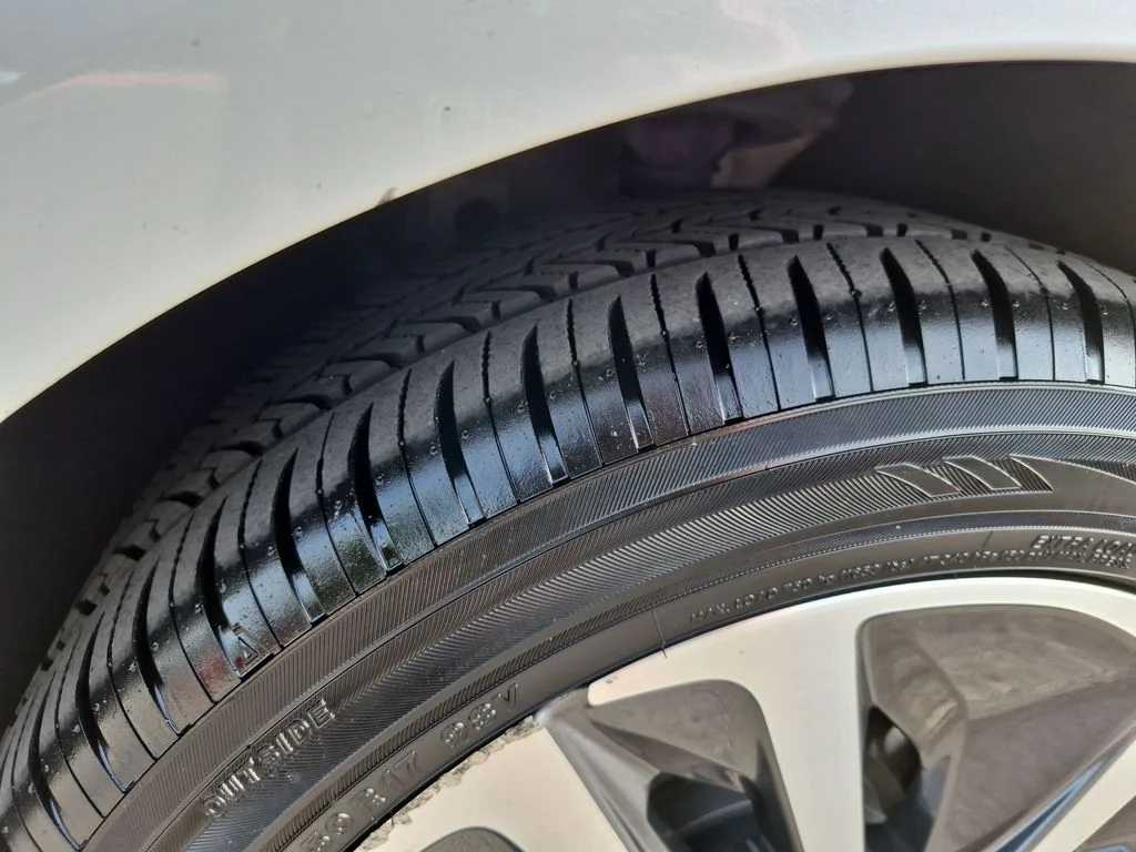 Used 2019  Honda Touring image 16