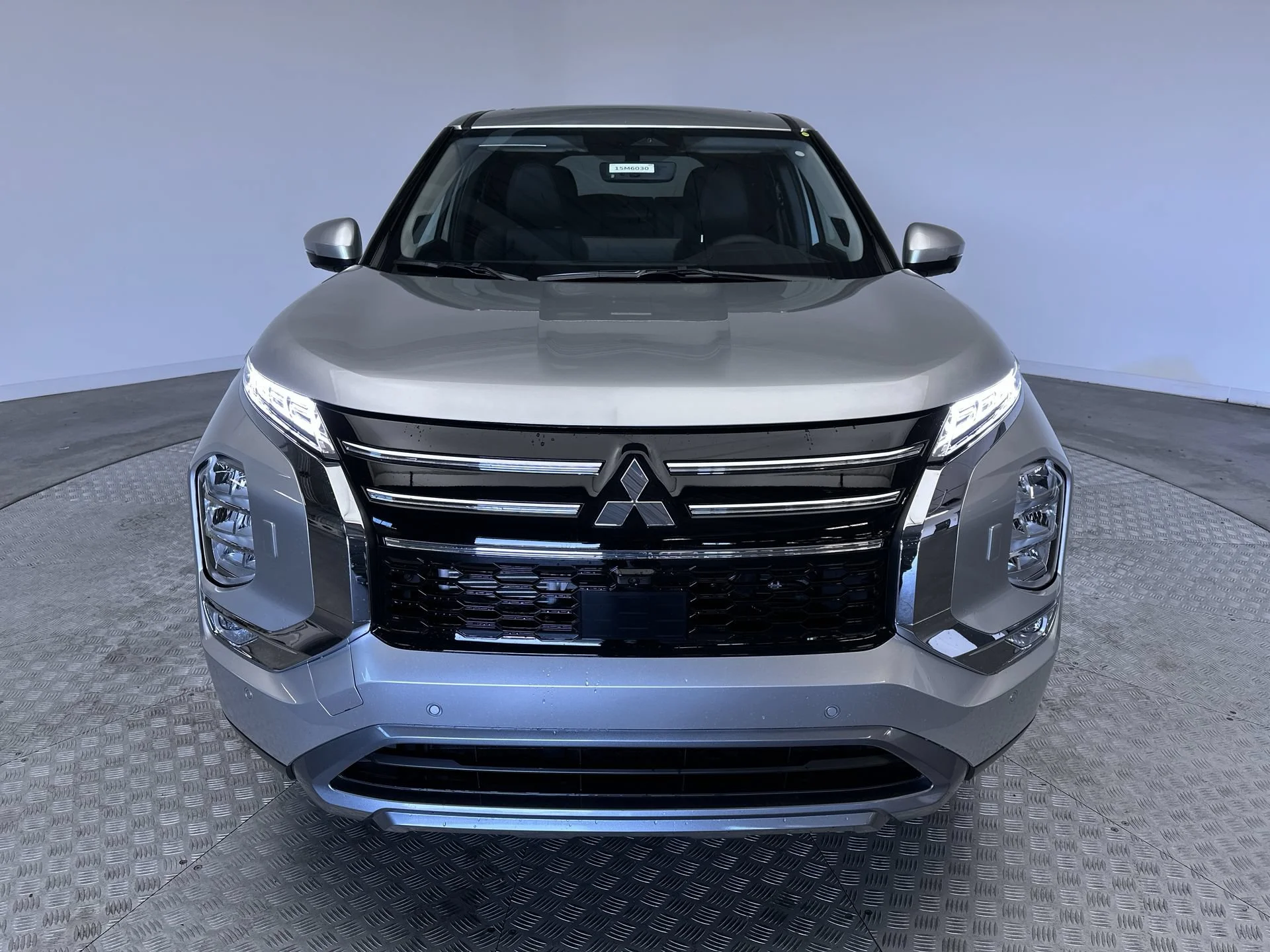 New 2026 Alloy Silver Metallic Mitsubishi SE image 29