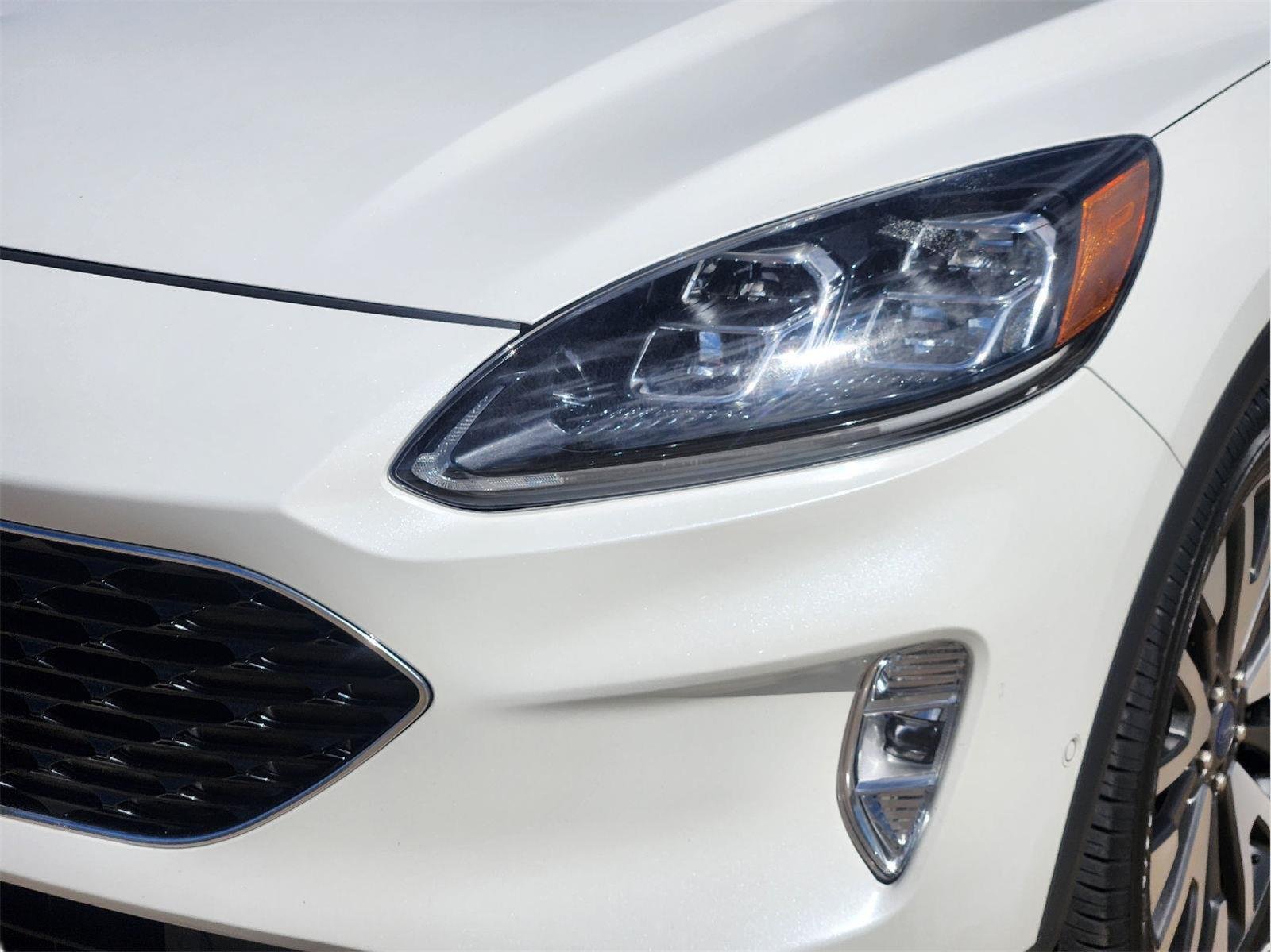 Used 2020 Star White Metallic Tri-Coat Ford Titanium image 7