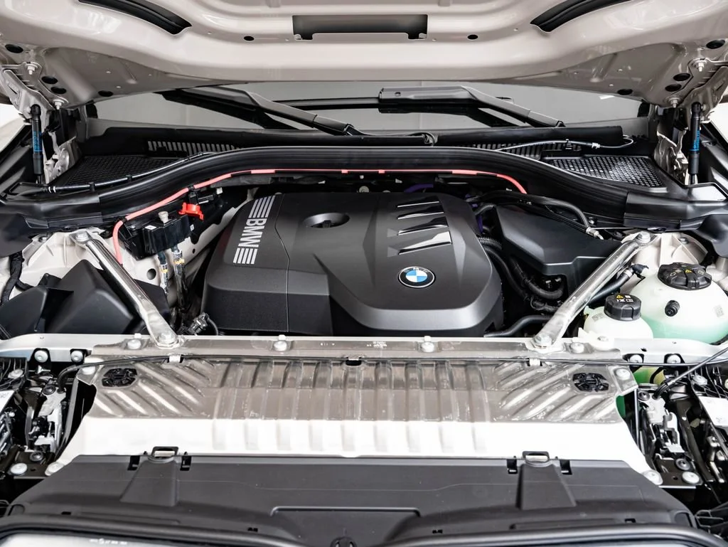 New 2026 Dune Grey Metallic BMW 30 xDrive image 44