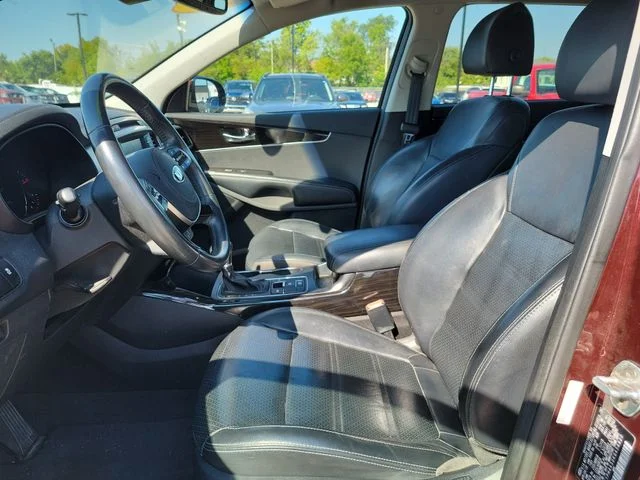 Used 2019 Purple Kia EX image 19