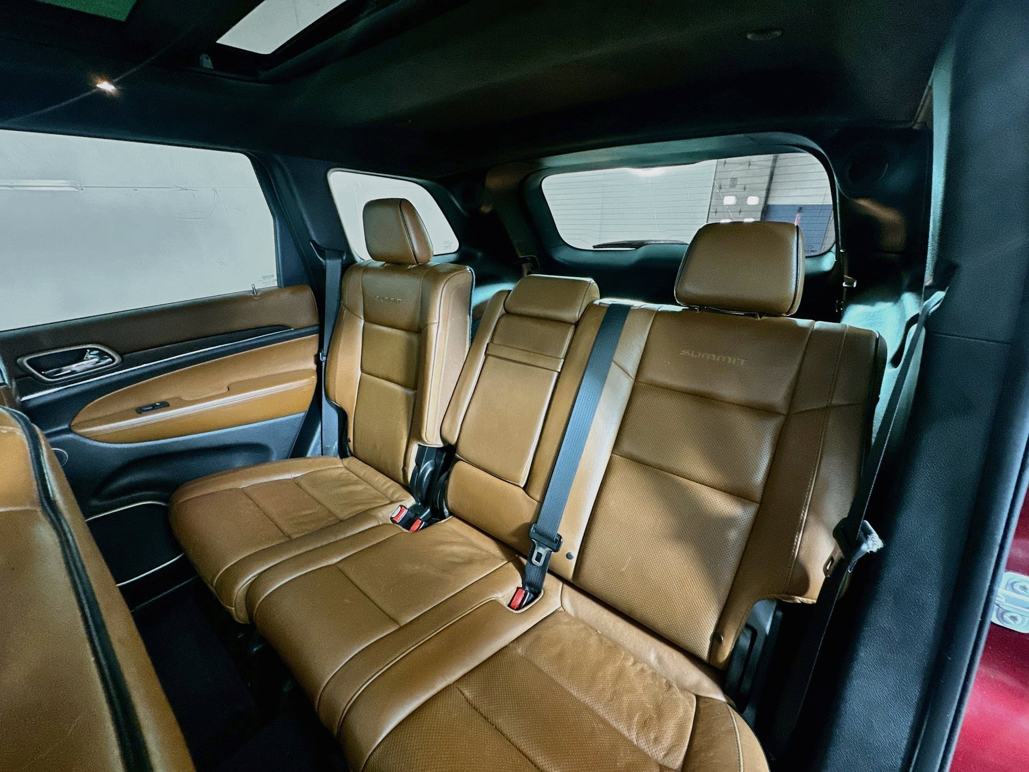 Used 2017 Velvet Red Pearlcoat Jeep Summit image 25