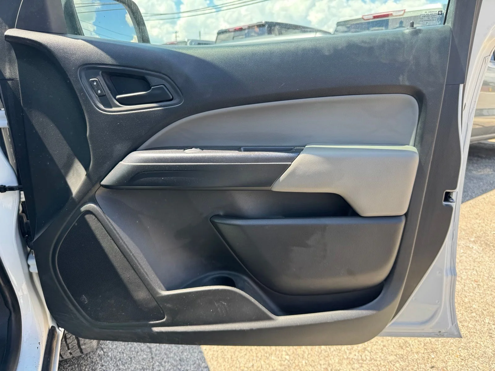 Used 2020 White Chevrolet Work Truck image 31