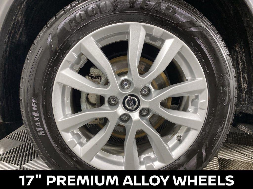 Certified Used 2022 Magnetic Black Pearl Nissan SV image 14