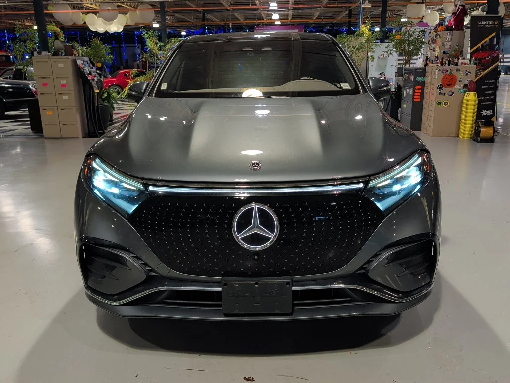 Used 2023 Gray Mercedes-Benz 580 image 9