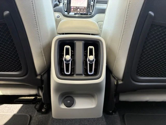 New 2026 Denim Blue Volvo Ultra image 24