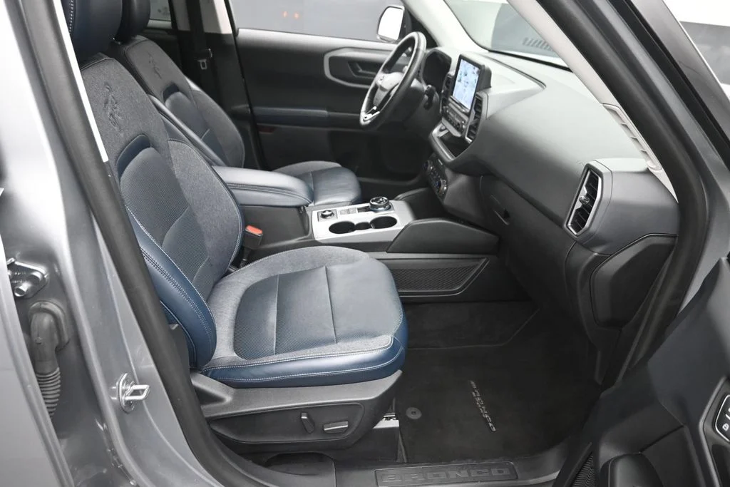 Certified Used 2022 Silver Ford Outer Banks image 9