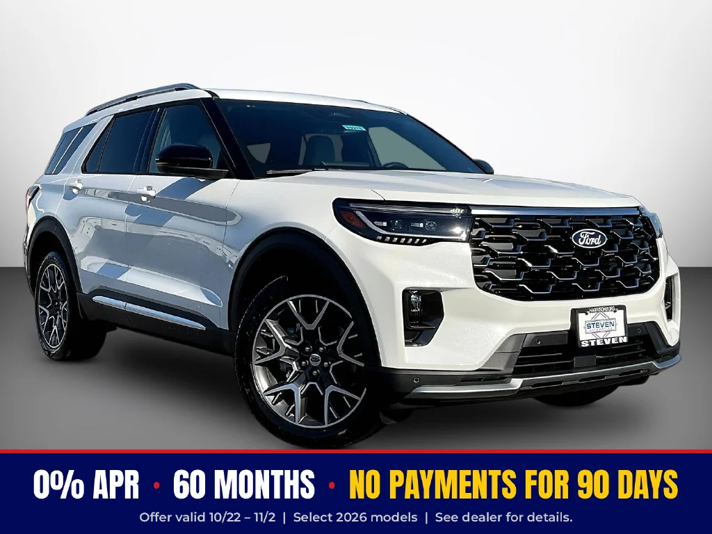 New 2027 Star White Metallic Tri-Coat Ford Platinum™ image 1