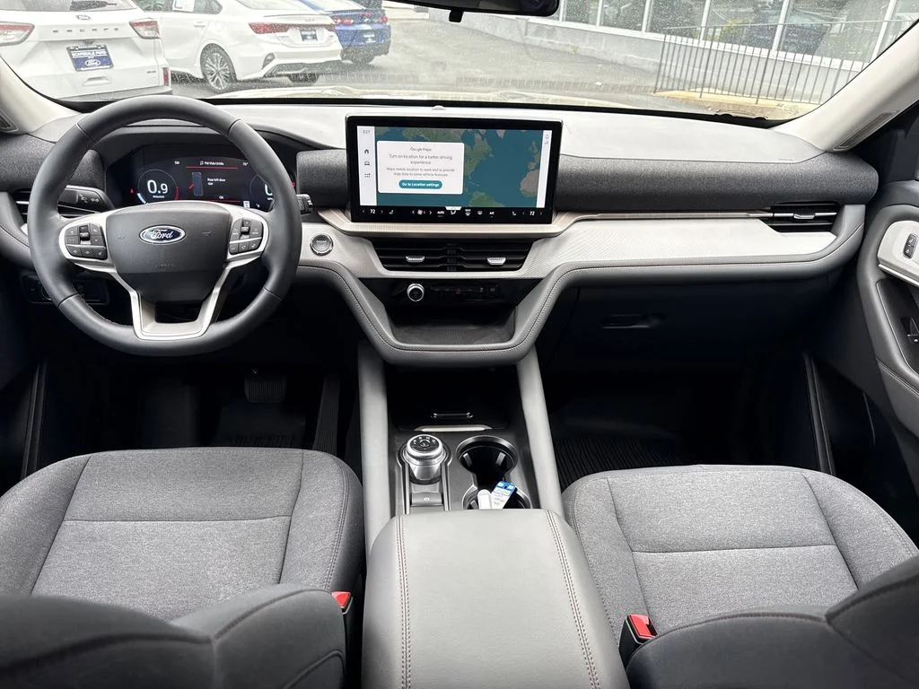 Used 2025 Carbonized Gray Metallic Ford Active image 10