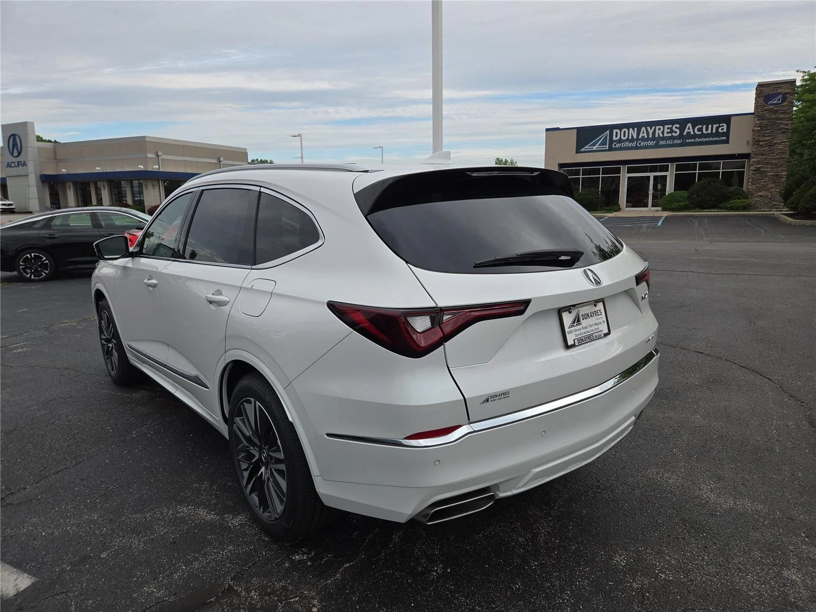 New 2026 Platinum White Pearl Acura SH-AWD w/Advance image 26