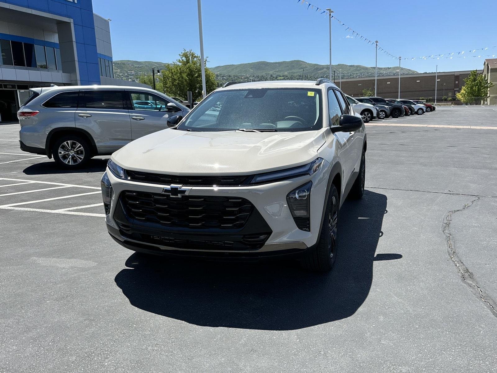 New 2026 White Sands Chevrolet ACTIV image 3