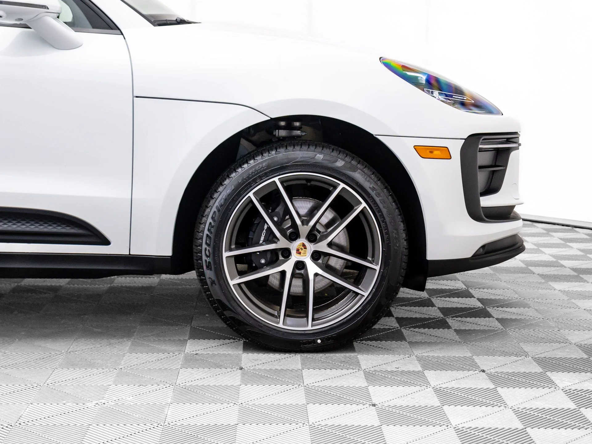 New 2026 White Porsche  image 33