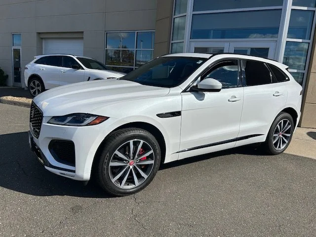 Used 2023 Ostuni Pearl White Jaguar R-Dynamic S image 2