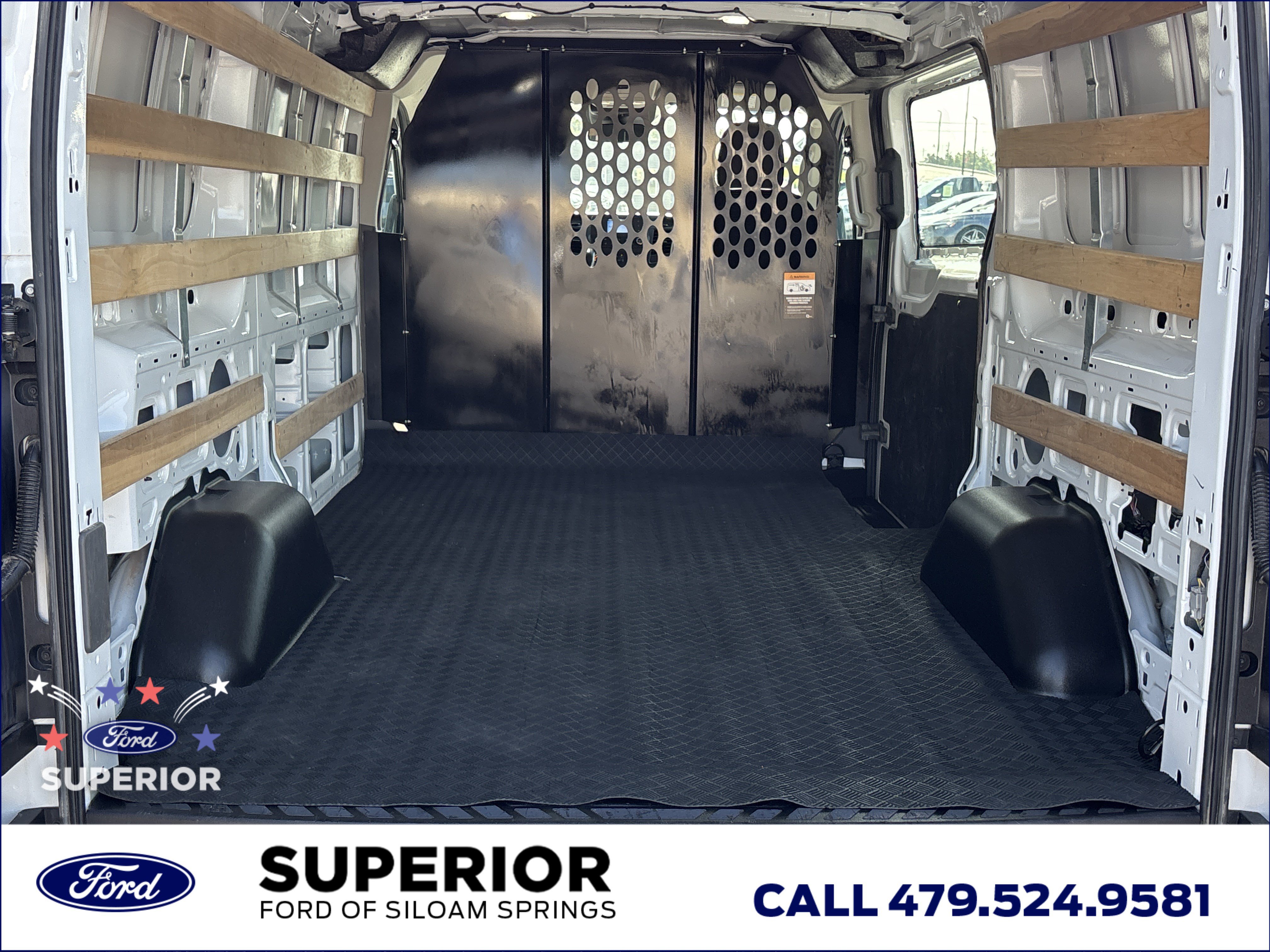 Used 2025 Oxford White Clearcoat Ford  image 7