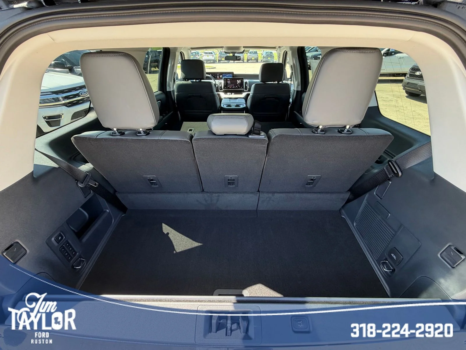 New 2026 Dark Matter Gray Metallic Ford Active image 13