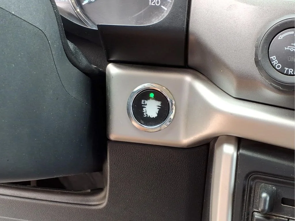 Used 2022 White Ford XLT image 8