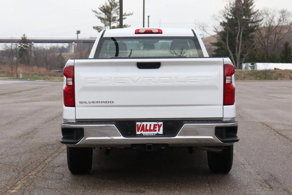 Used 2025 Summit White Chevrolet WT image 7