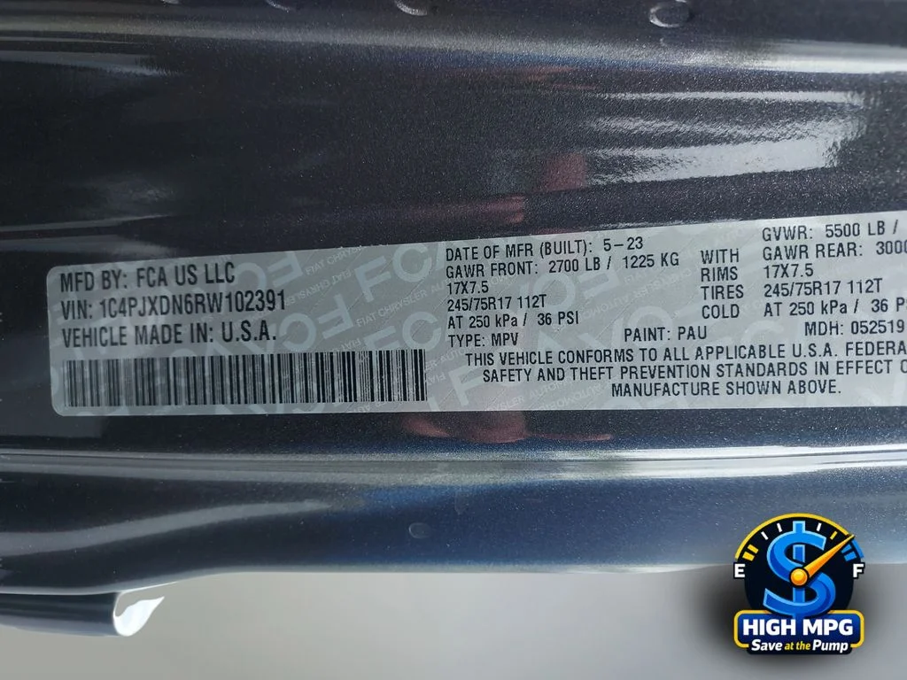 Used 2024 Gray Jeep Sport S image 31
