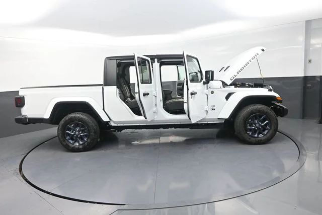 New 2026 Bright White Clear-Coat Exterior Paint Jeep 85th Anniversary Edition image 36