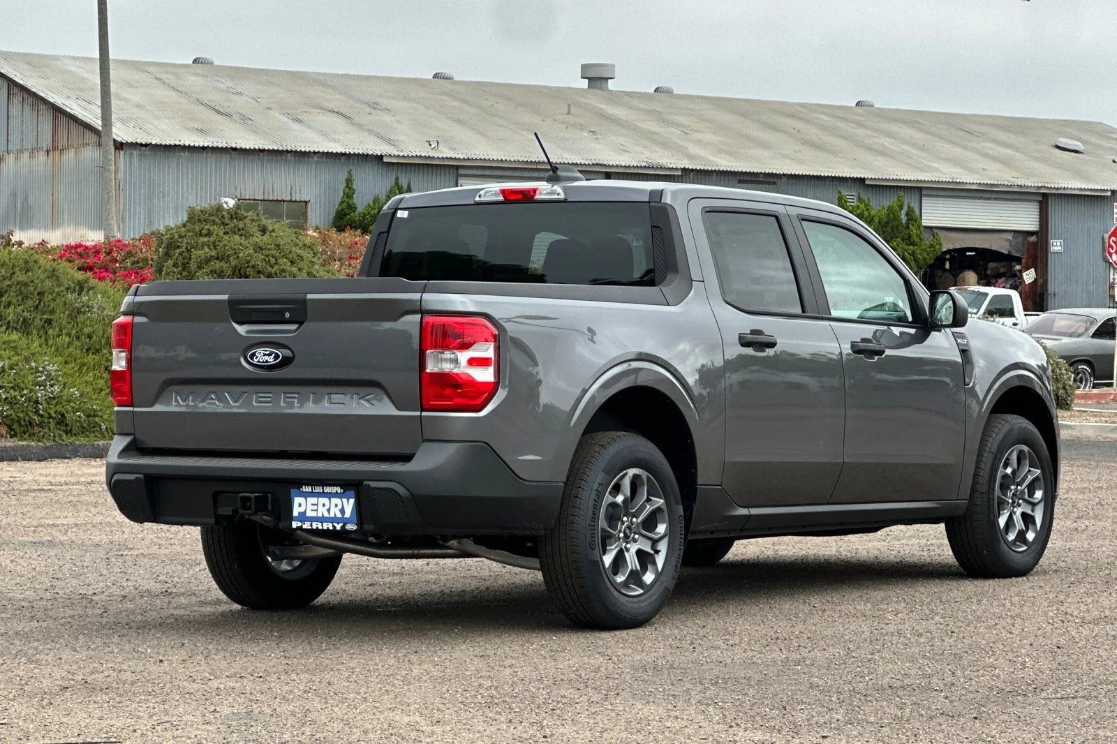 New 2025 Gray Ford XLT image 3