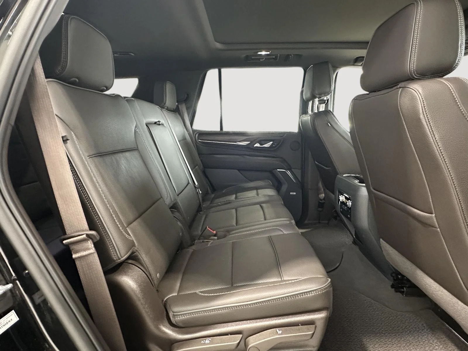 Used 2022 Onyx Black GMC Denali image 25