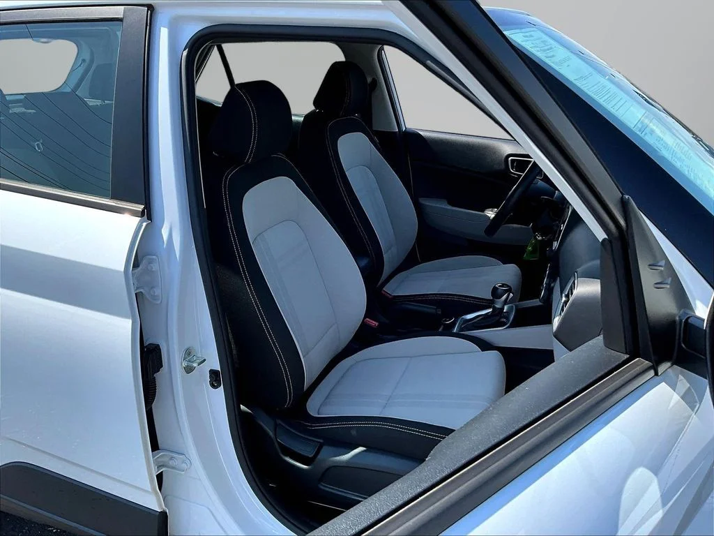 Certified Used 2022 White Hyundai SEL image 27