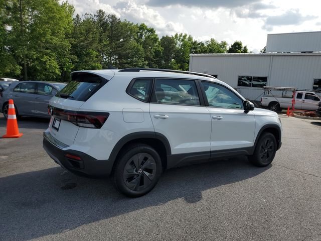New 2026 White Volkswagen 1.5T S image 4
