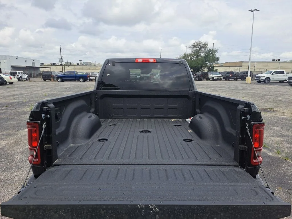 2025 RAM 2500 Big Horn - Photo 23