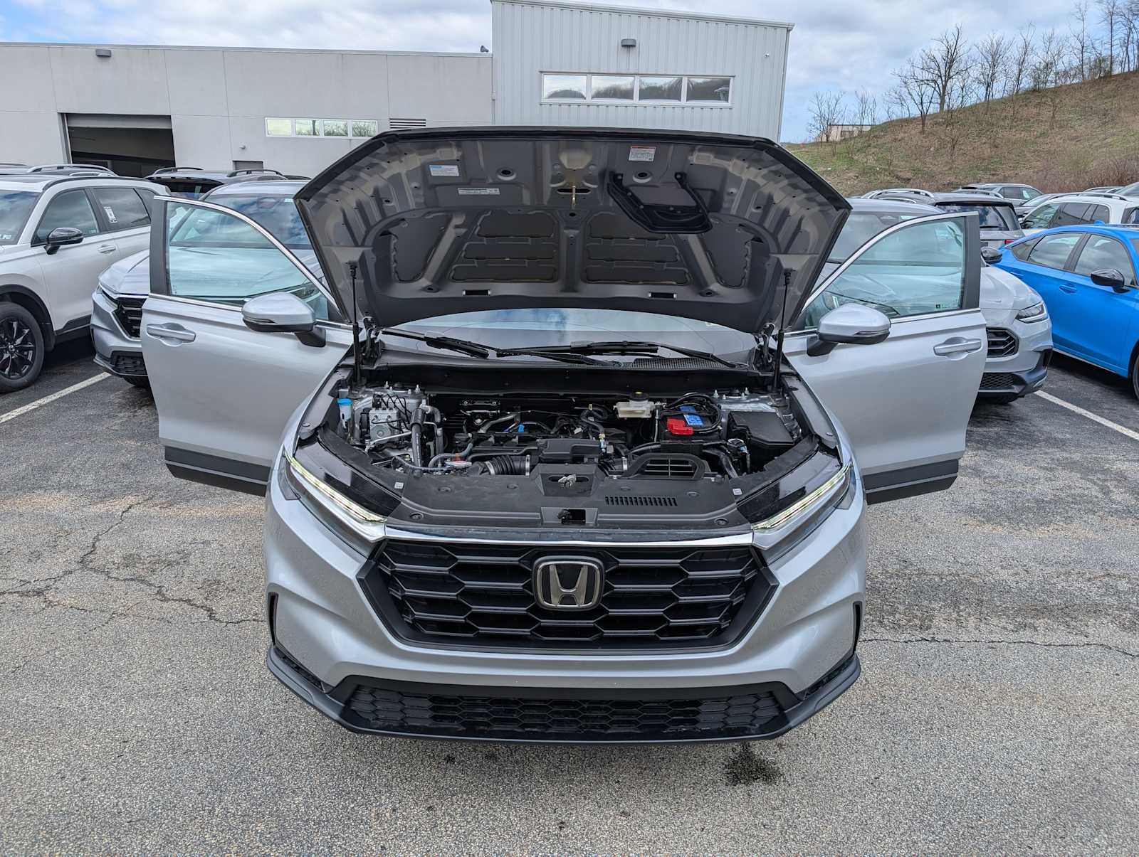 New 2026 Solar Silver Metallic Honda LX image 10