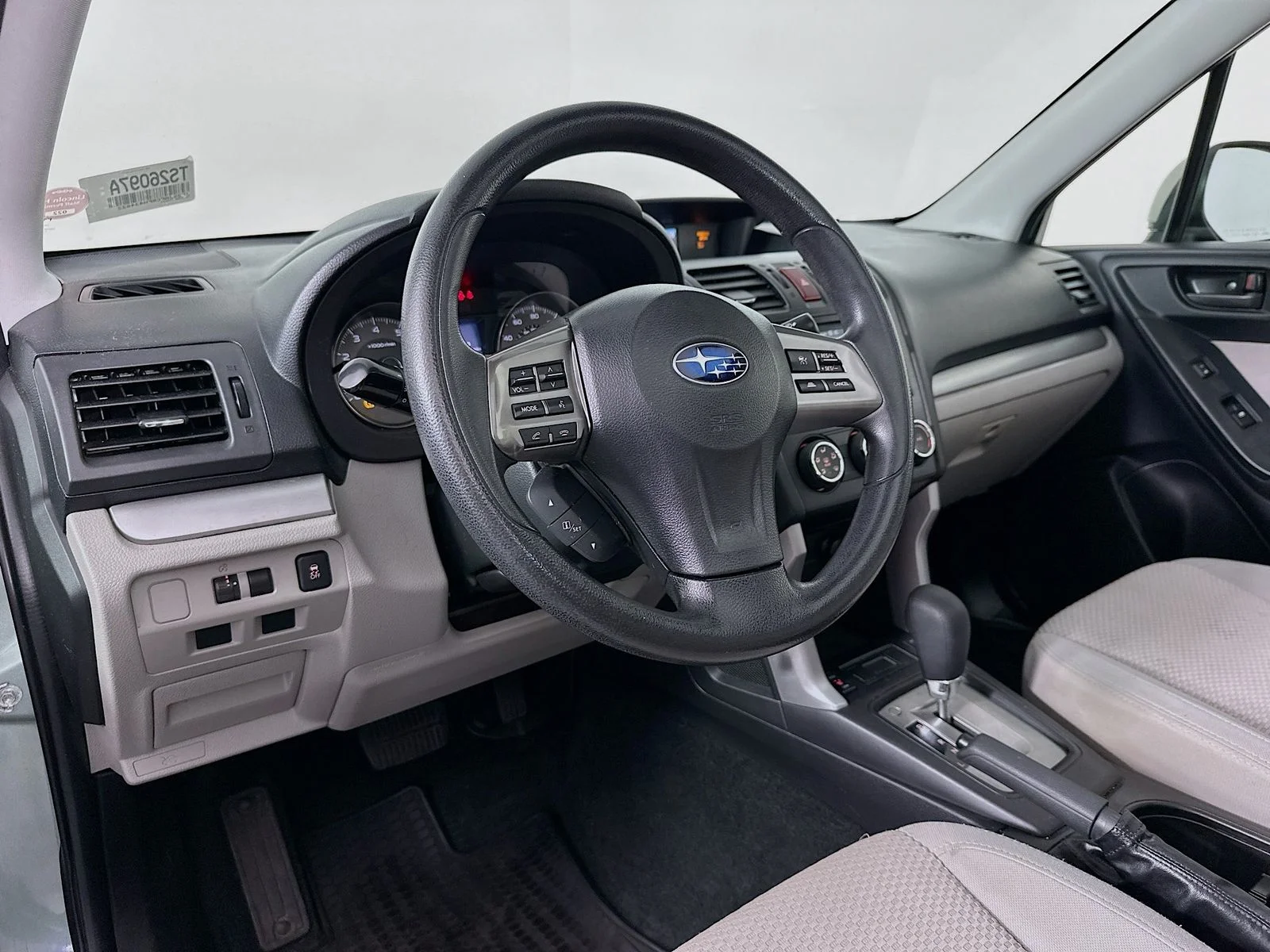 Used 2015 Green Subaru 2.5i Premium image 9