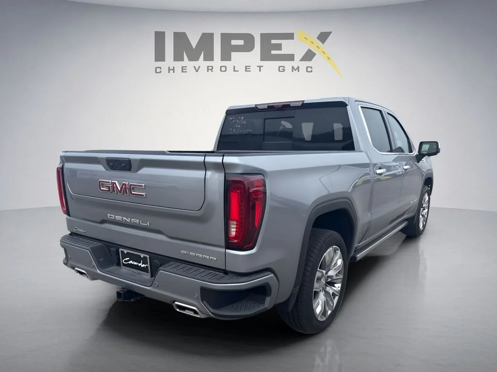 Used 2025 Silver GMC Denali image 5