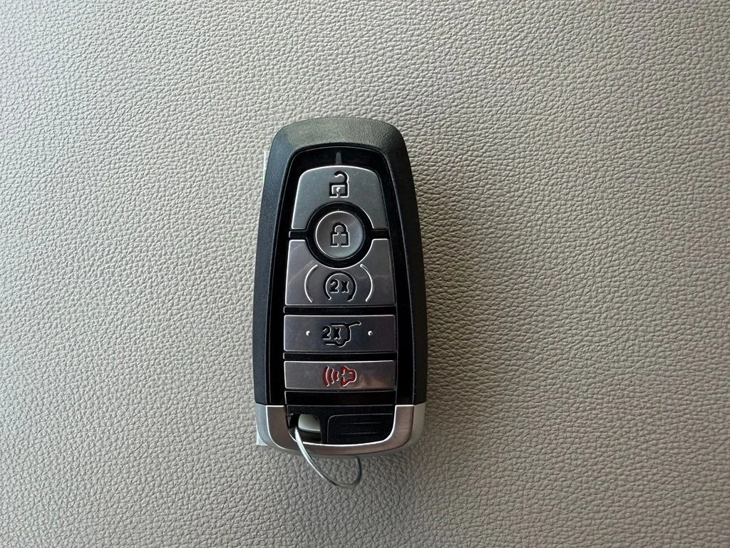 Certified Used 2024 Green Ford XLT image 31