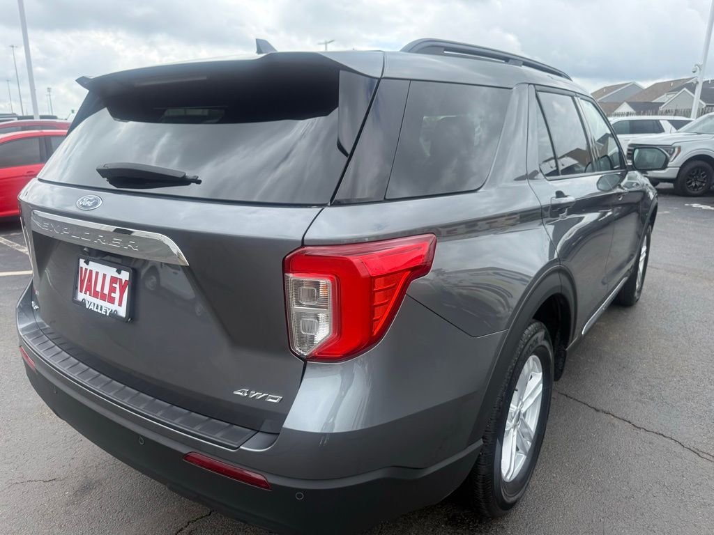 Used 2024 Gray Ford XLT image 9