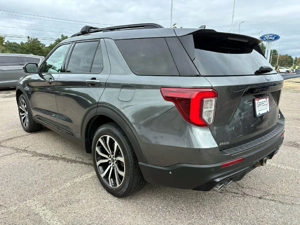 Used 2020 Magnetic Ford ST image 5