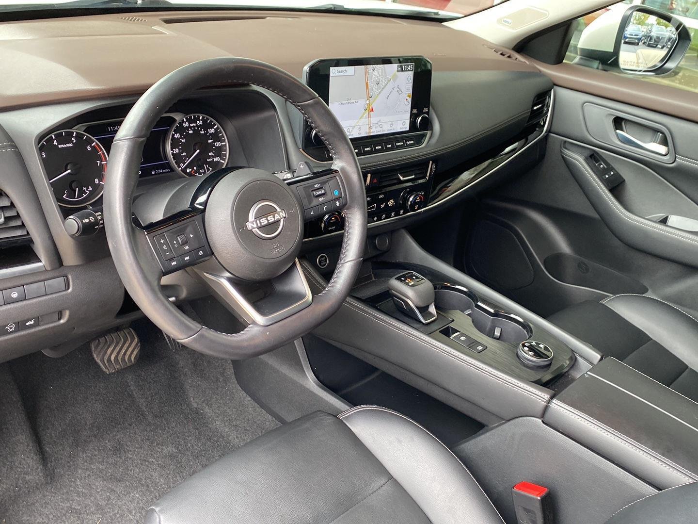 Certified Used 2023 Pearl White Tricoat Nissan SL image 15