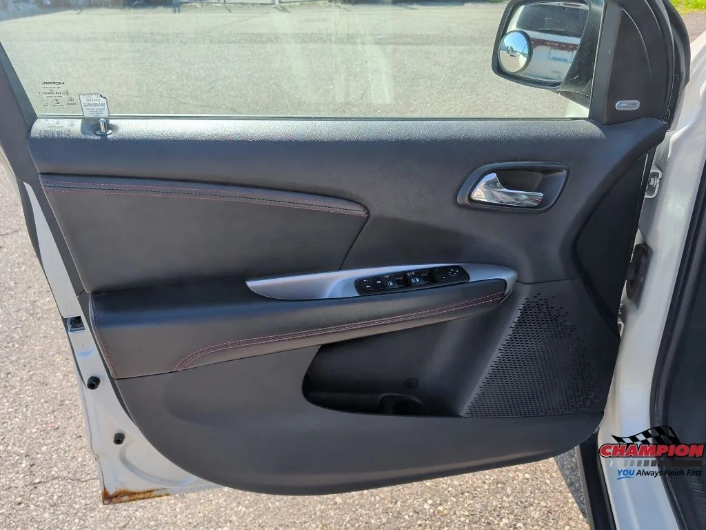 Used 2014 White Dodge R/T image 14