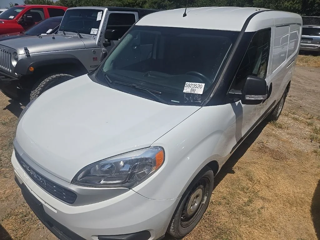Used 2022 White Ram Base image 1