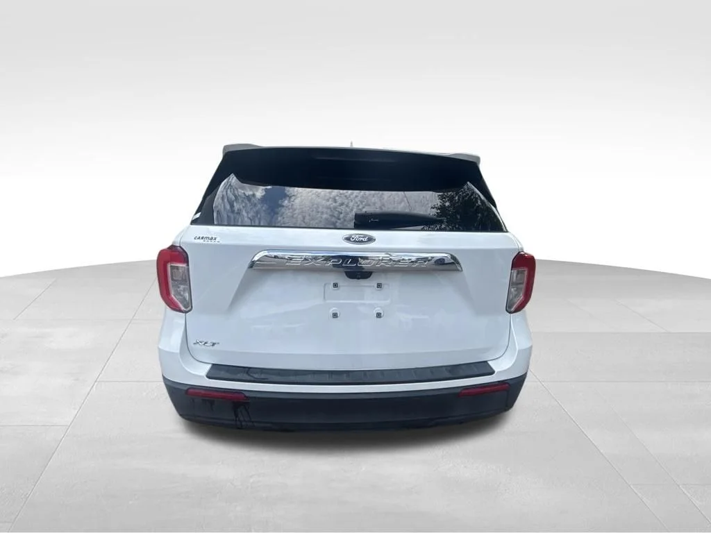 Used 2020 White Ford XLT image 5