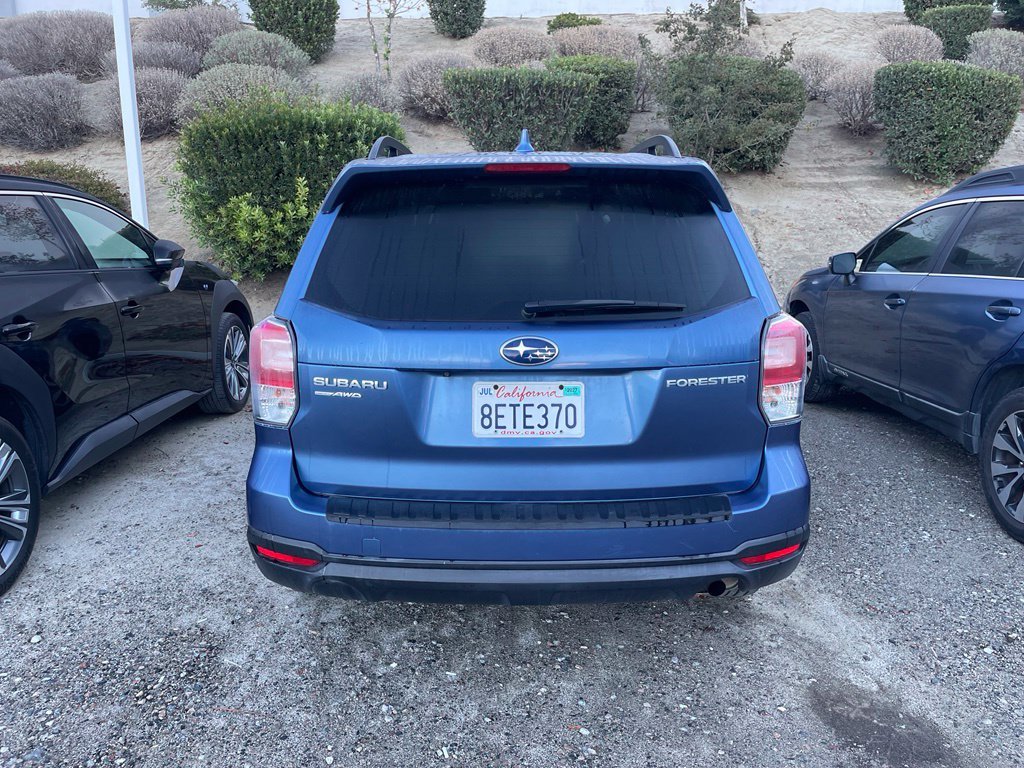 Used 2018 Quartz Blue Pearl Subaru 2.5i Premium image 6