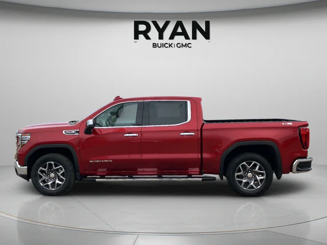 2026 GMC Sierra 1500 SLT - Photo 7