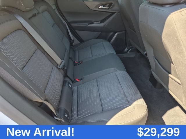 Used 2026 Summit White Chevrolet LT image 27