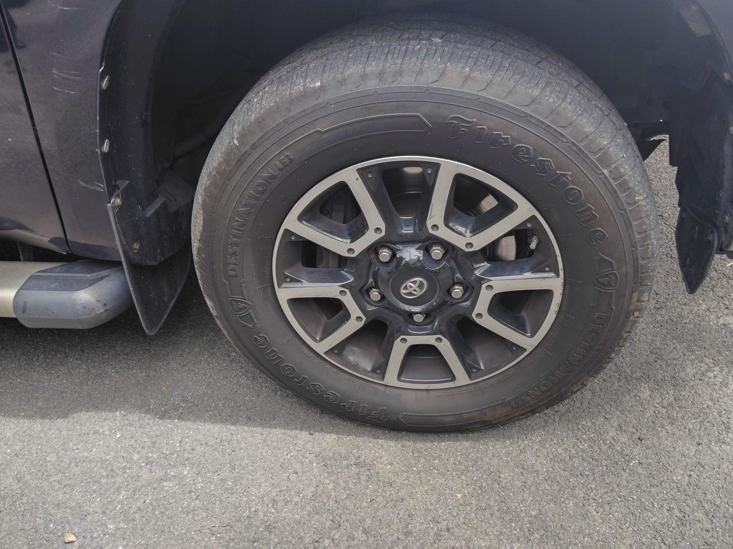 Used 2015 Attitude Black Metallic Toyota LTD image 11