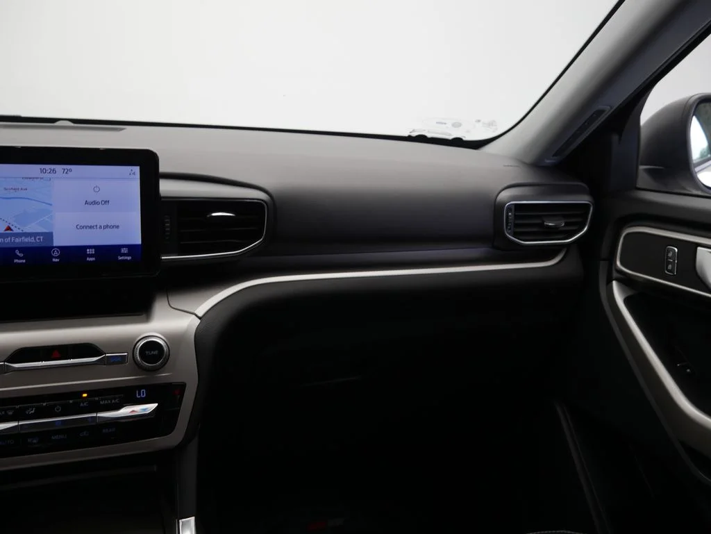 Used 2021 White Metallic Ford XLT image 32