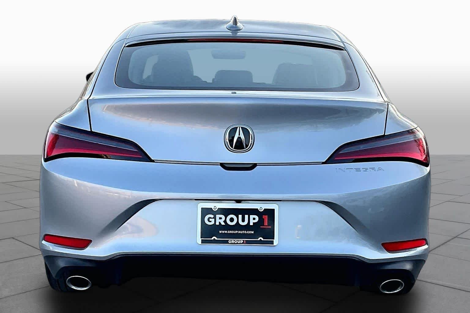 Certified Used 2025 Lunar Silver Metallic Acura  image 5